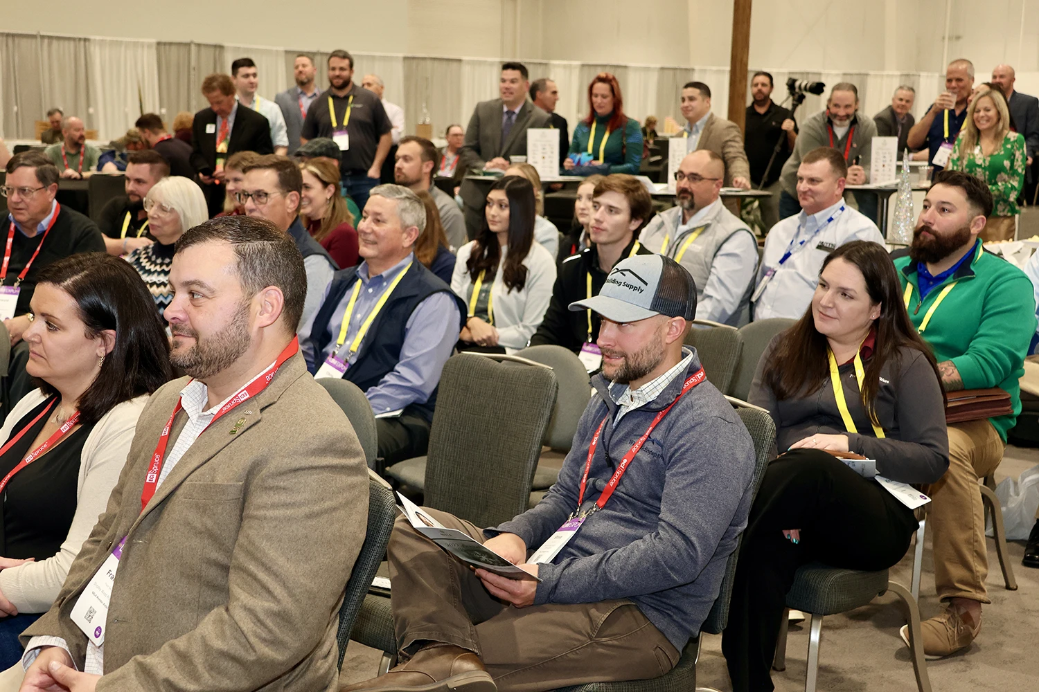 People viewing annual meeting
